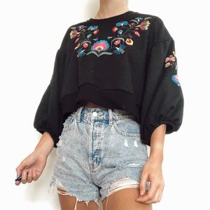 cute cropped sweater🌺
